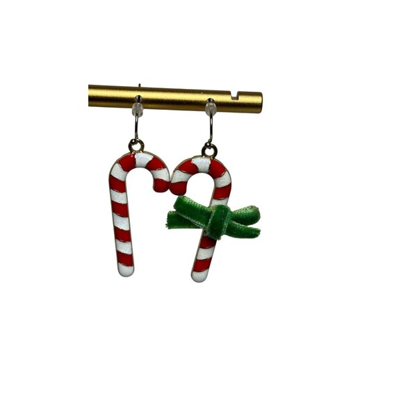 Candy Cane Dangle Earrings With Green Bow Christmas Holiday Jewelry - Picture 1 of 5